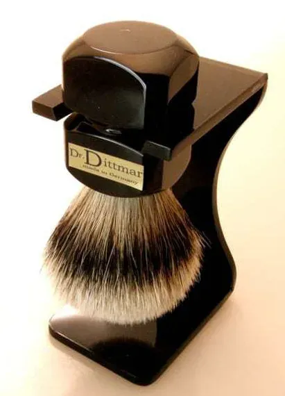 Dr. Dittmar Elegant rakborste plexi svart silvertip ställ