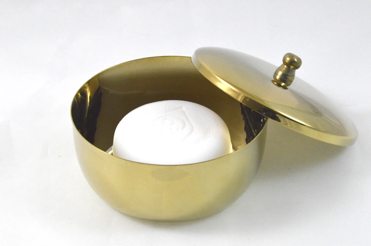 Dr. Dittmar rakskål förgylld mässing med lock 11 cm