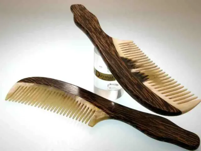 Dr. Dittmar skaftkam horn tigerträ 20,5 cm