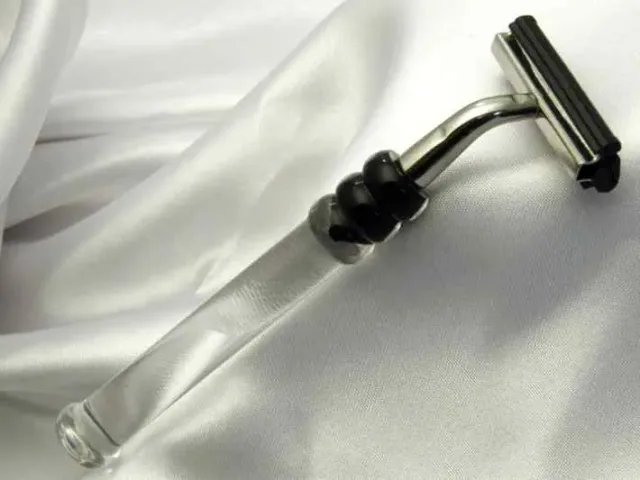 Dr. Dittmar G2 rakhyvel plexiglas transparent