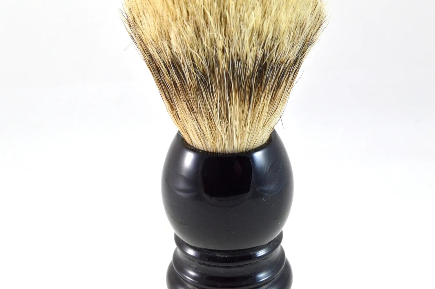 Dr. Dittmar Classic Style Black rakborste silvertip