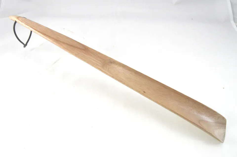 Dr Dittmar skohorn cederträ 45 cm läderögla