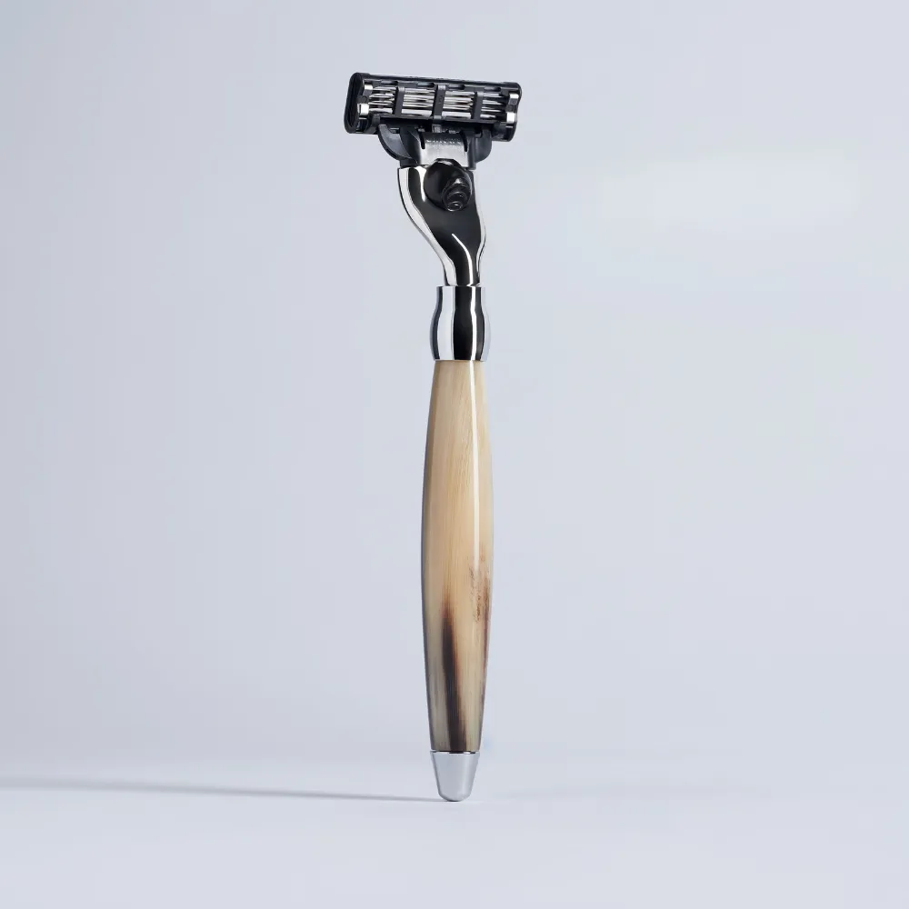 Plisson 1808 rakhyvel Mach3 horn palladium