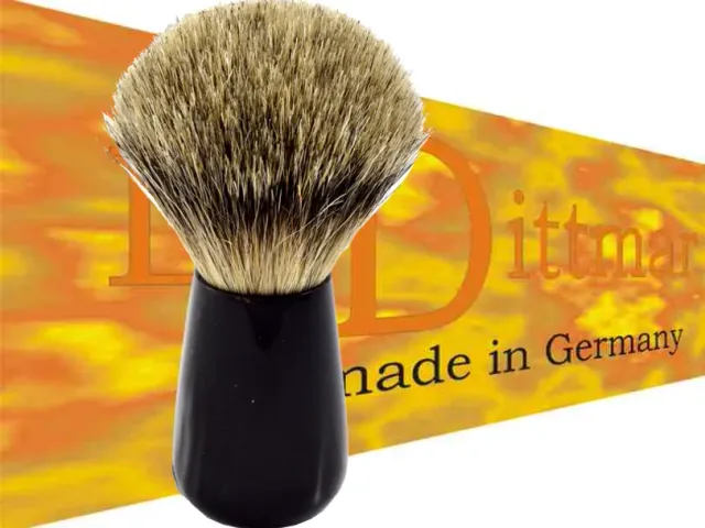 Dr. Dittmar Modern Line Obelisk rakborste buffelhorn silvertip