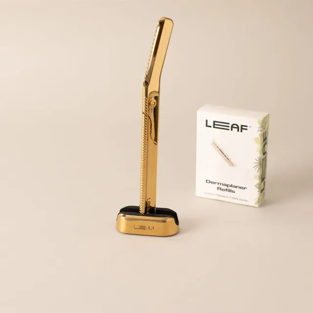 LEAF Shave Dermaplaner Kit ansiktshyvel guld fjunhår