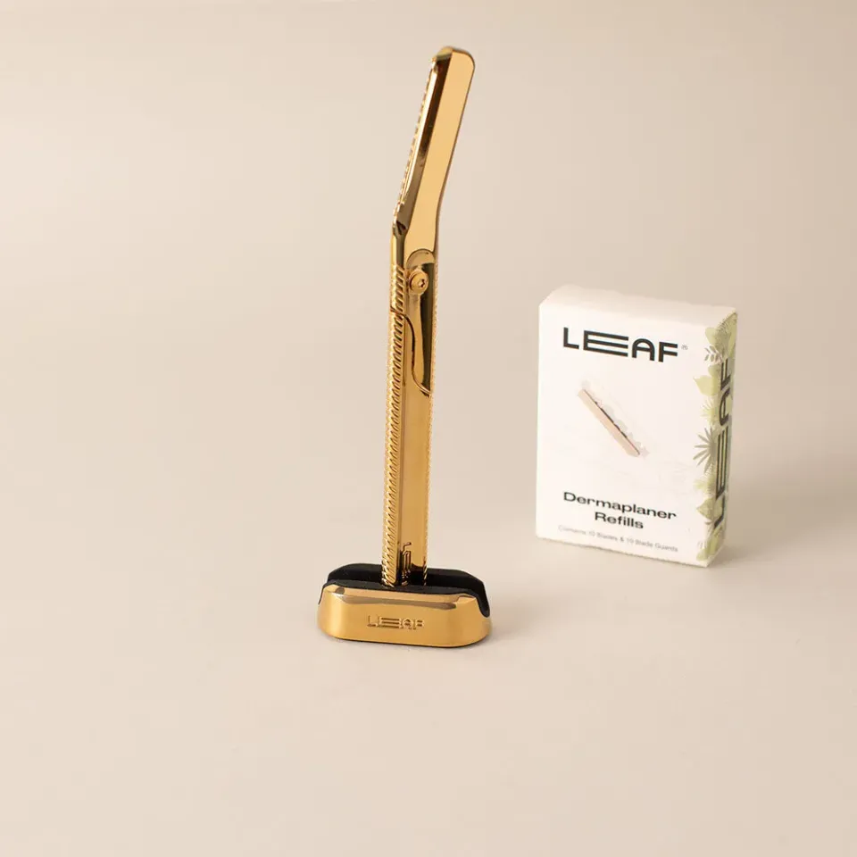 LEAF Shave Dermaplaner Kit ansiktshyvel guld fjunhår